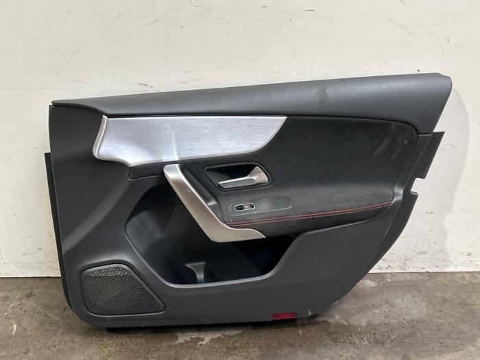Portierbekleding 4Deurs rechts-voor Mercedes A-Klasse
