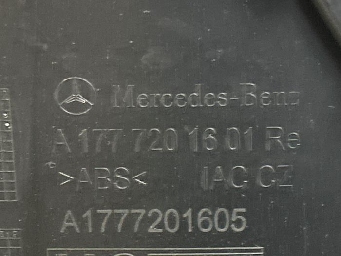 Front door trim 4-door, right Mercedes A-Klasse