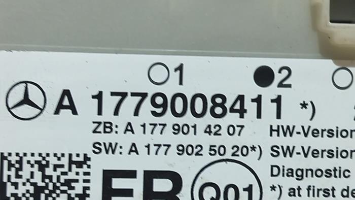 Central door locking module Mercedes CLA