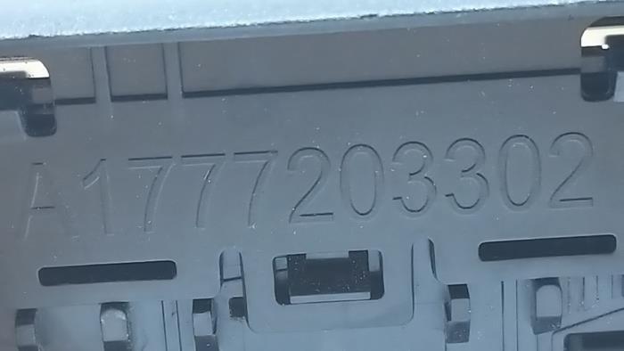 Interruptor combinado de ventanillas Mercedes CLA