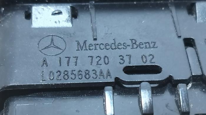 Tank cap cover switch Mercedes CLA