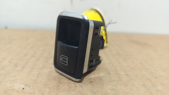 Electric window switch Mercedes CLA
