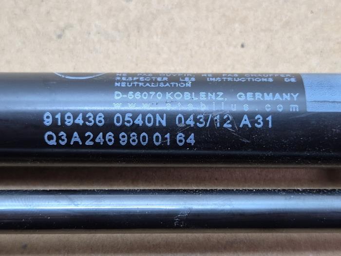 Amortisseur kit capot moteur Mercedes B-Klasse