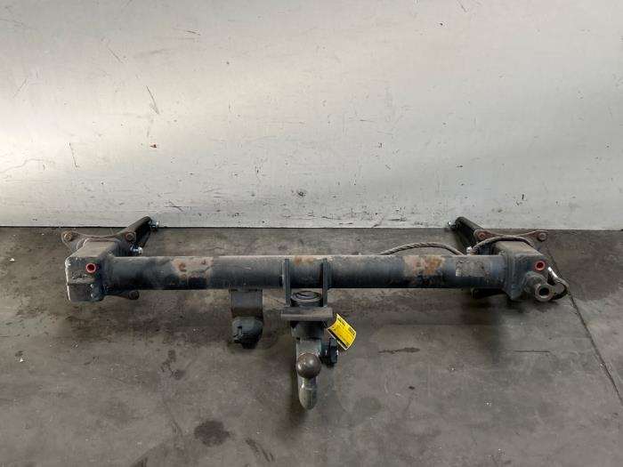 Hak holowniczy Mercedes ML-Klasse