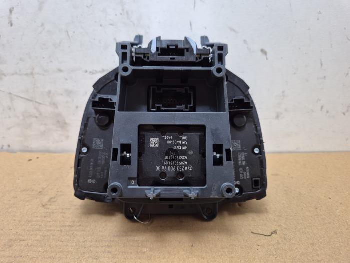 Commande ordinateur de bord Mercedes GLC-Klasse