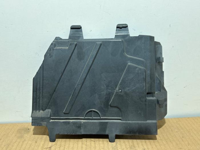 Boîtier de batterie Mercedes CLA