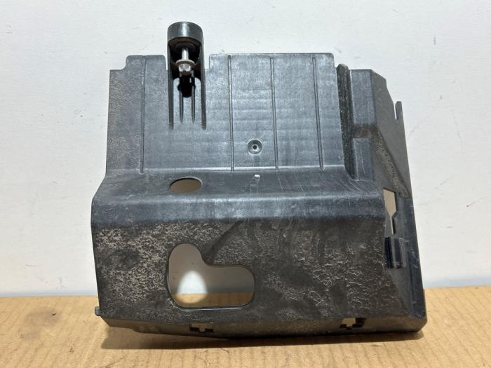 Boîtier de batterie Mercedes CLA