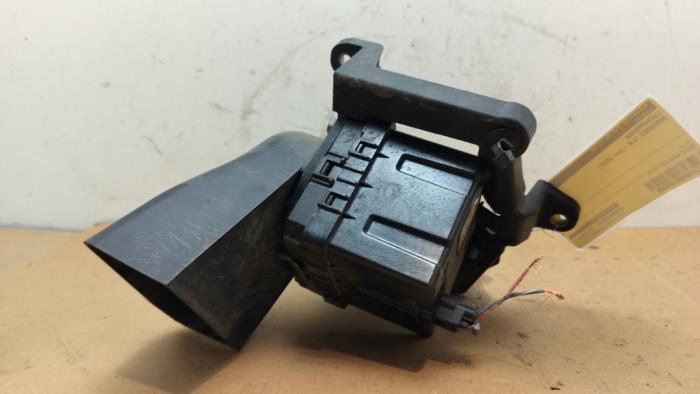 Altavoz Mercedes CLA