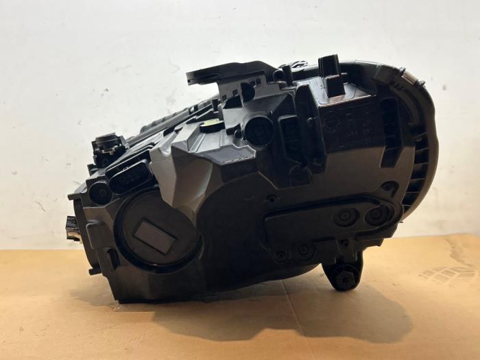 Reflektor prawy Mercedes C-Klasse