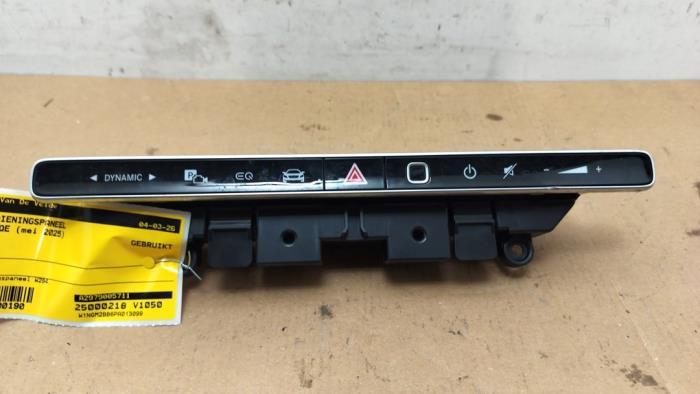 Panel de control de calefacción Mercedes EQE