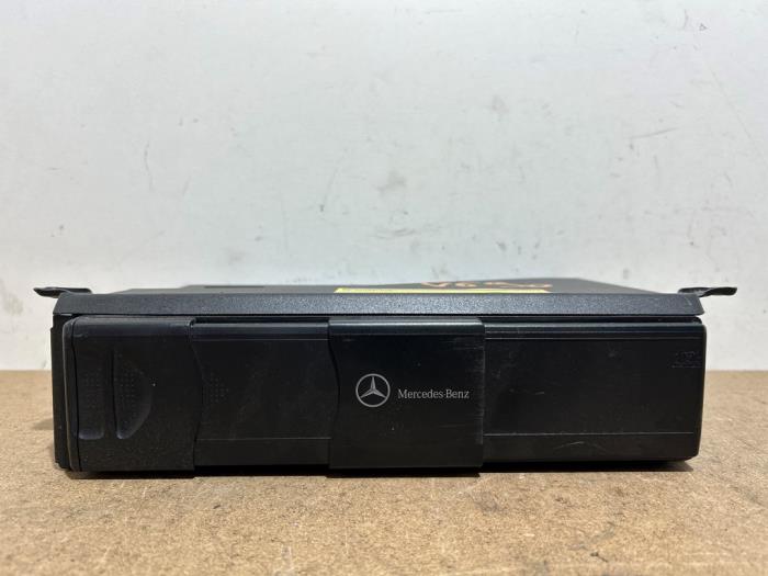 CD changer Mercedes Vito