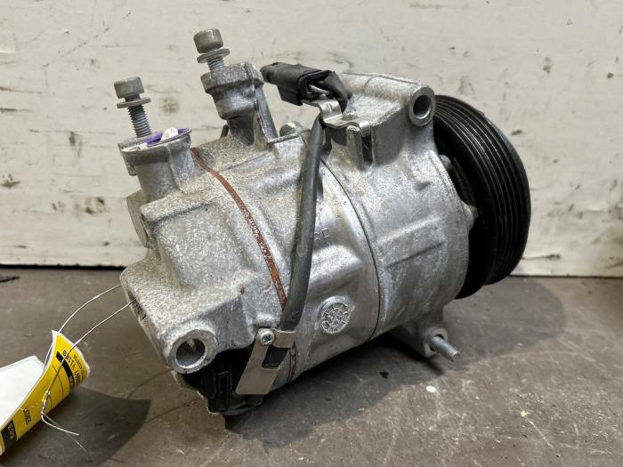 Pompa klimatyzacji Mercedes Vito