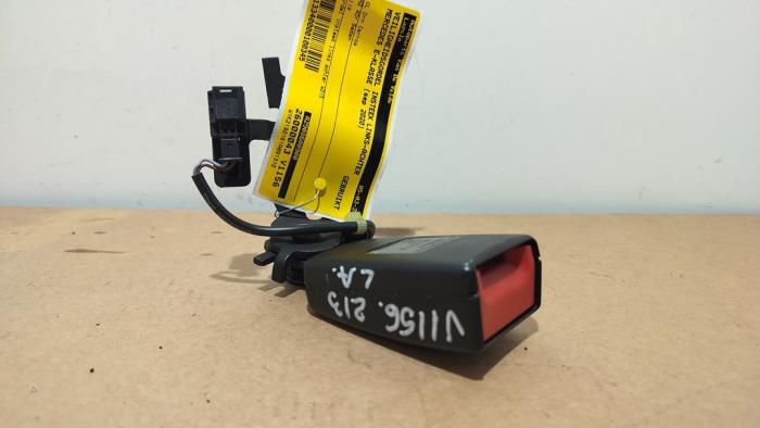 Lengüeta de cinturón de seguridad izquierda detrás Mercedes E-Klasse