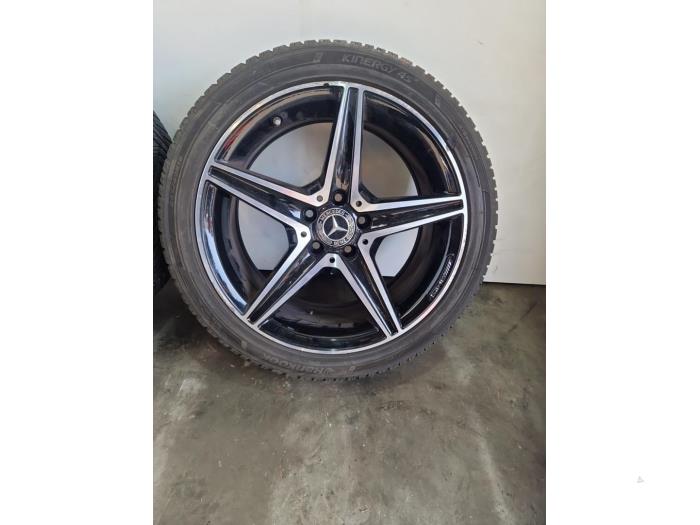 Juego de llantas y neumáticos Mercedes C-Klasse