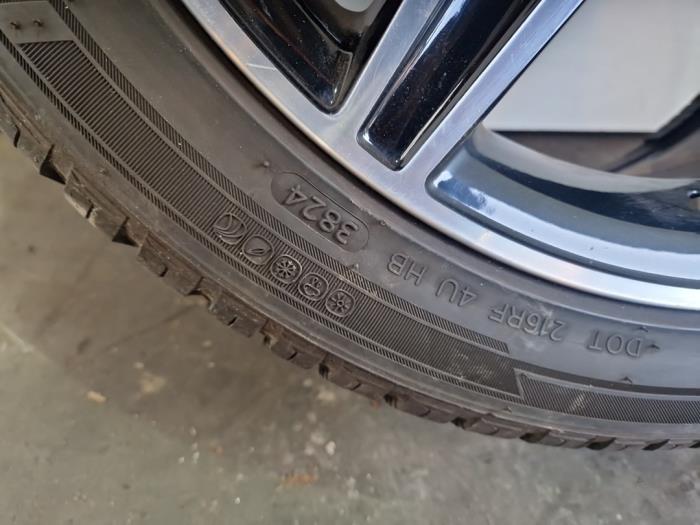 Juego de llantas y neumáticos Mercedes C-Klasse