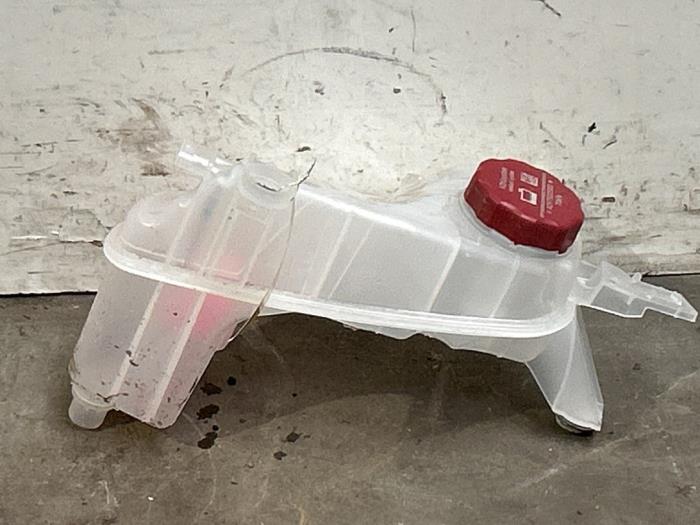 Réservoir d'expansion Mercedes EQE