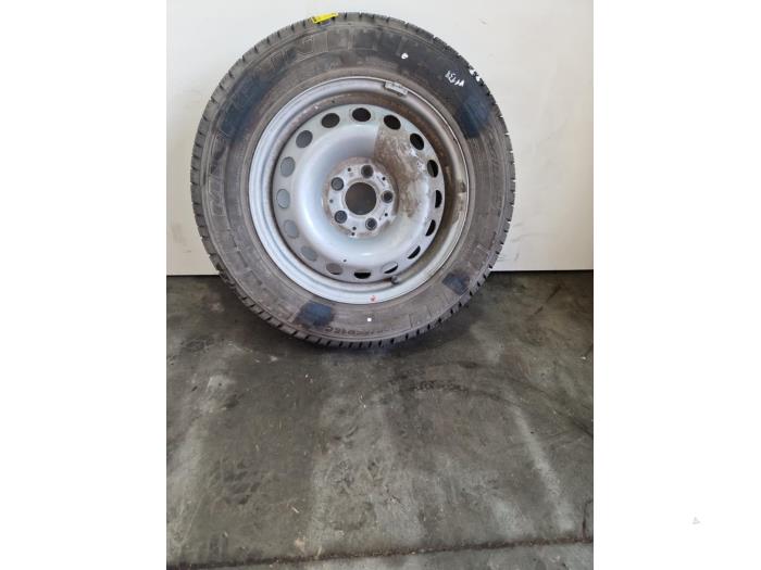 Obrecz + Opona Mercedes Vito