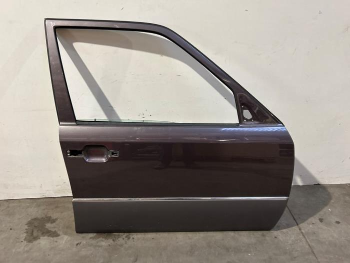 Puerta 4 puertas derecha delante Mercedes E-Klasse