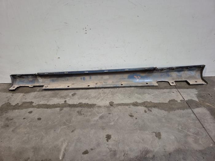 Sill, right Mercedes CLK