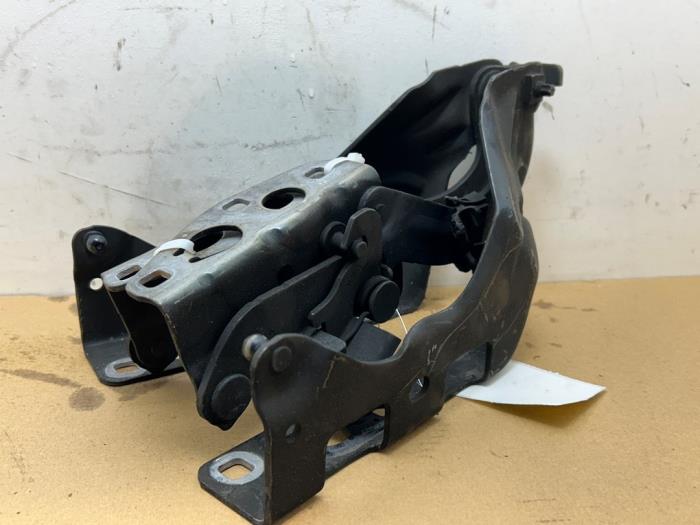 Charnière capot Mercedes E-Klasse