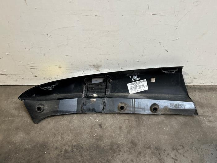 Rücklichtrahmen links Mercedes Vito