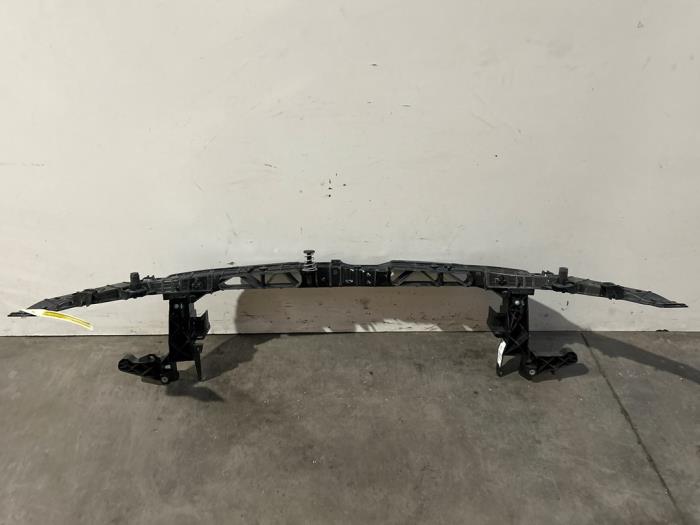 Vorderwand Mercedes GLB-Klasse