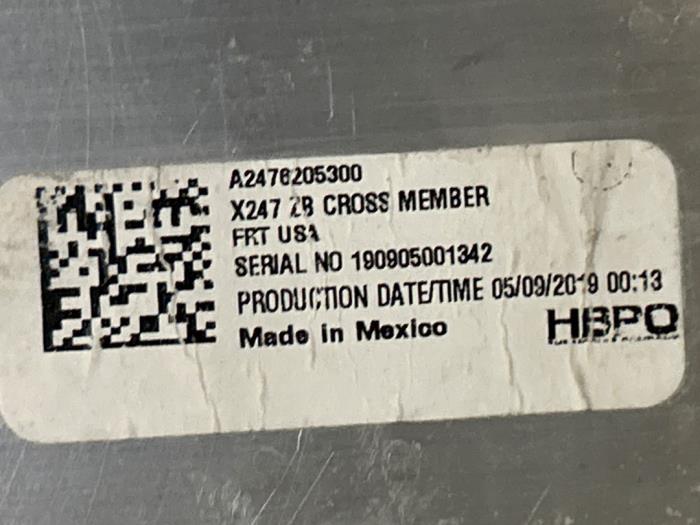 Barra de chasis delante Mercedes GLB-Klasse