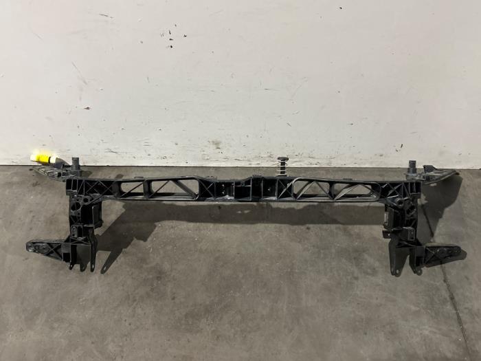 Vorderwand Mercedes A-Klasse