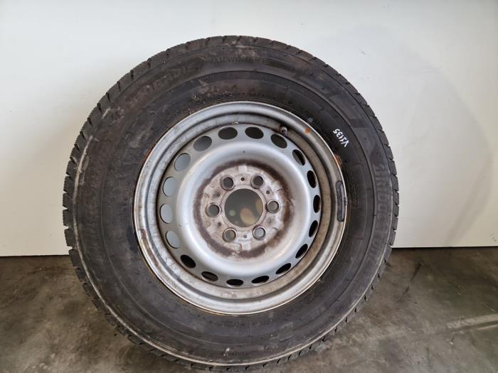 Llanta y neumático Mercedes Sprinter