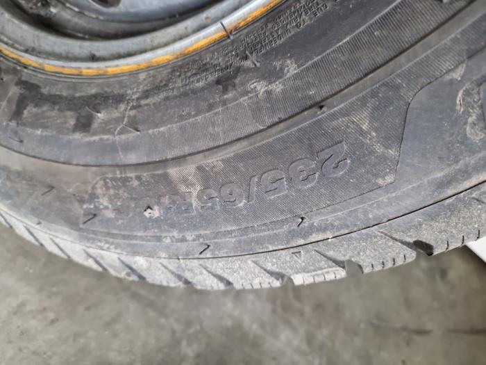 Llanta y neumático Mercedes Sprinter