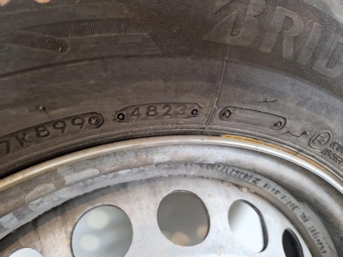 Felge + Reifen Mercedes Sprinter