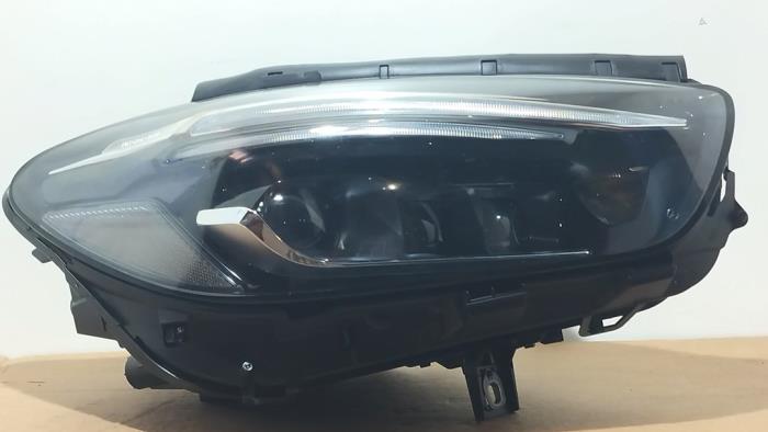 Faro derecha Mercedes B-Klasse
