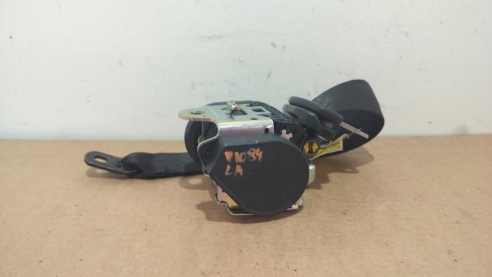 Tensor de cinturón de seguridad izquierda detrás Mercedes CLA
