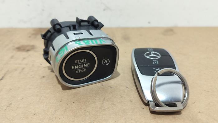 Cerradura de contacto y ordenador Mercedes GLE