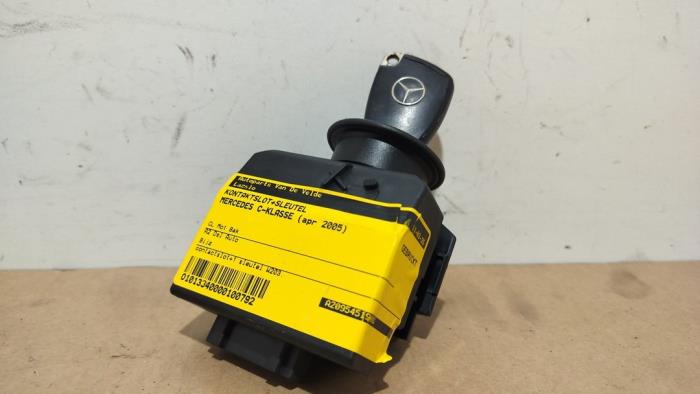 Ignition lock + key Mercedes C-Klasse
