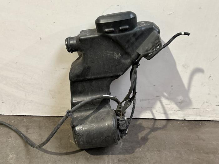 Front windscreen washer reservoir Mercedes C-Klasse