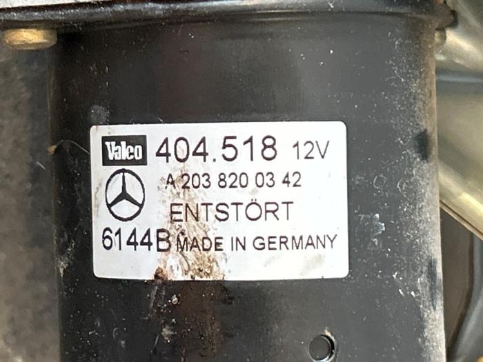 Fusee rechts-voor Mercedes C-Klasse