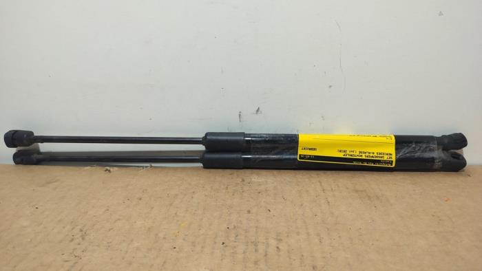 Juego de amortiguadores de gas del portón trasero Mercedes A-Klasse