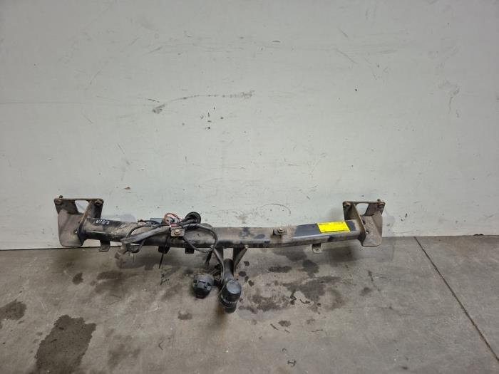 Hak holowniczy Mercedes C-Klasse