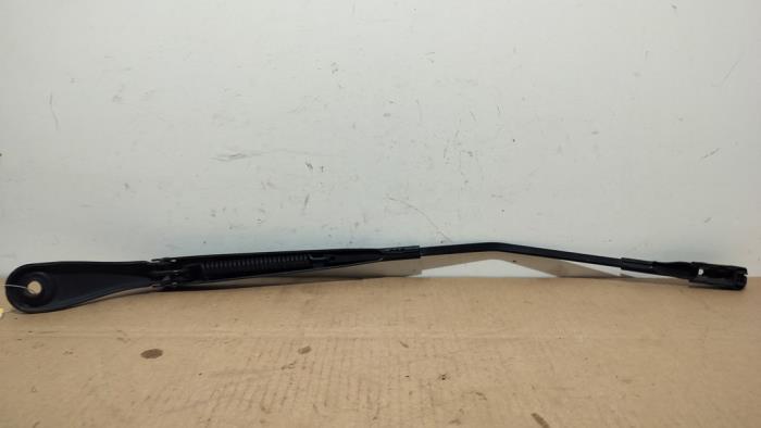 Brazo delantero de limpiaparabrisas Mercedes Vito