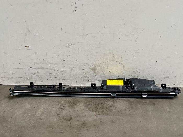 Guidage d'air Mercedes EQE