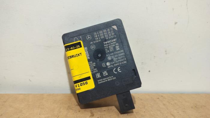 Sensor de radar Mercedes EQE