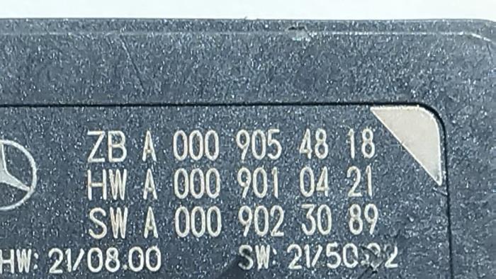 Sensor de radar Mercedes EQE