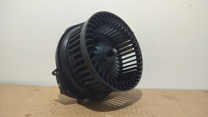 Moteur de ventilation chauffage Mercedes EQE