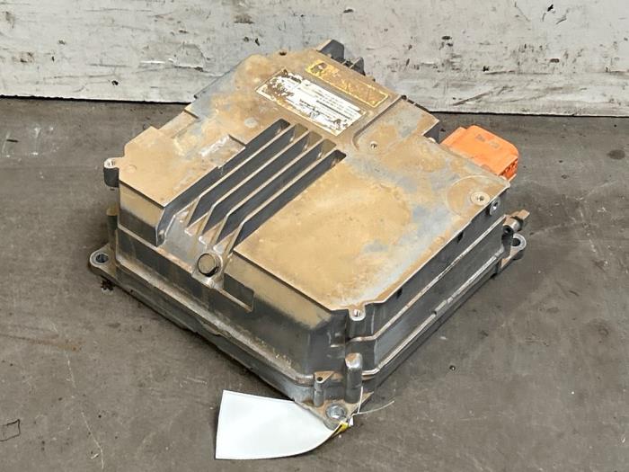 Distribuidor de corriente Mercedes EQE