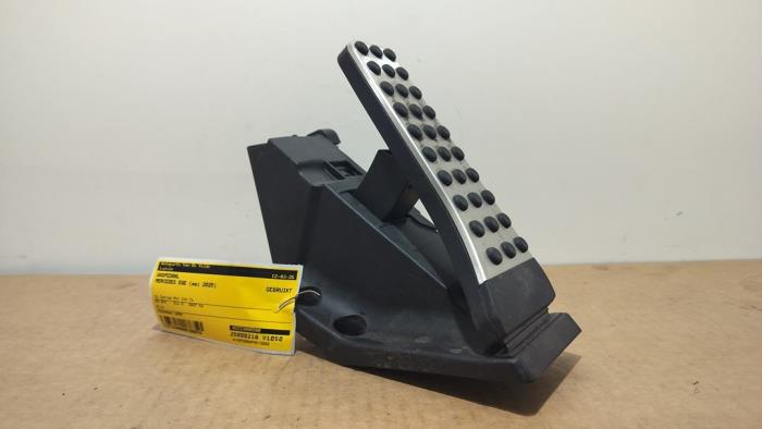 Acelerador Mercedes EQE