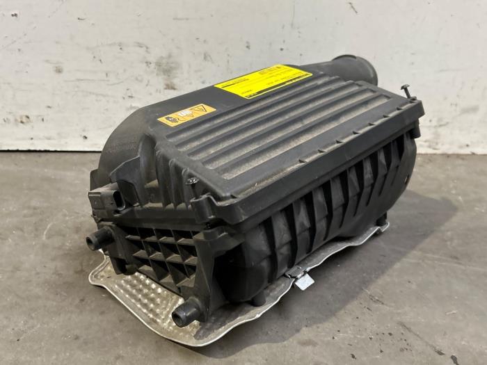 Obudowa filtra powietrza Mercedes C-Klasse