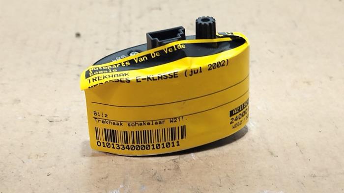 Hak holowniczy Mercedes E-Klasse