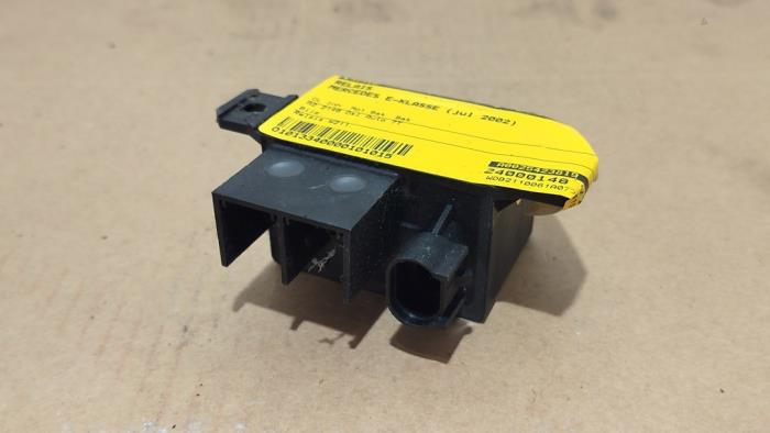 Relé Mercedes E-Klasse