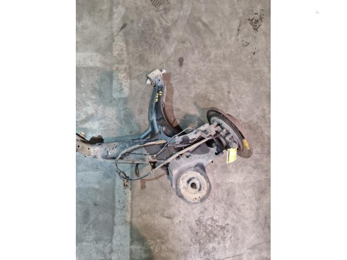 Achsschenkel rechts hinten Mercedes Vito